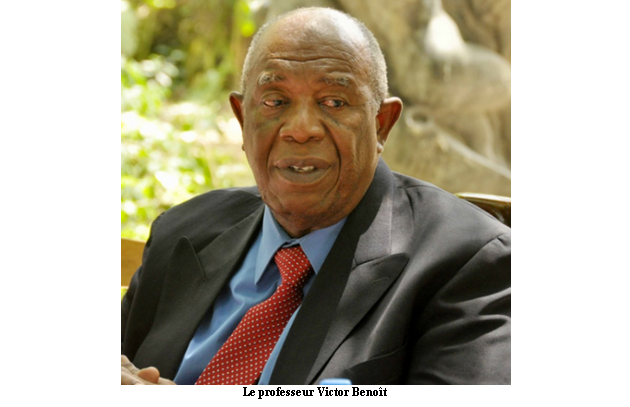 L'historien Victor Benoît en tournée promotionnelle de ses livres dans l’Artibonite, son département d’origine